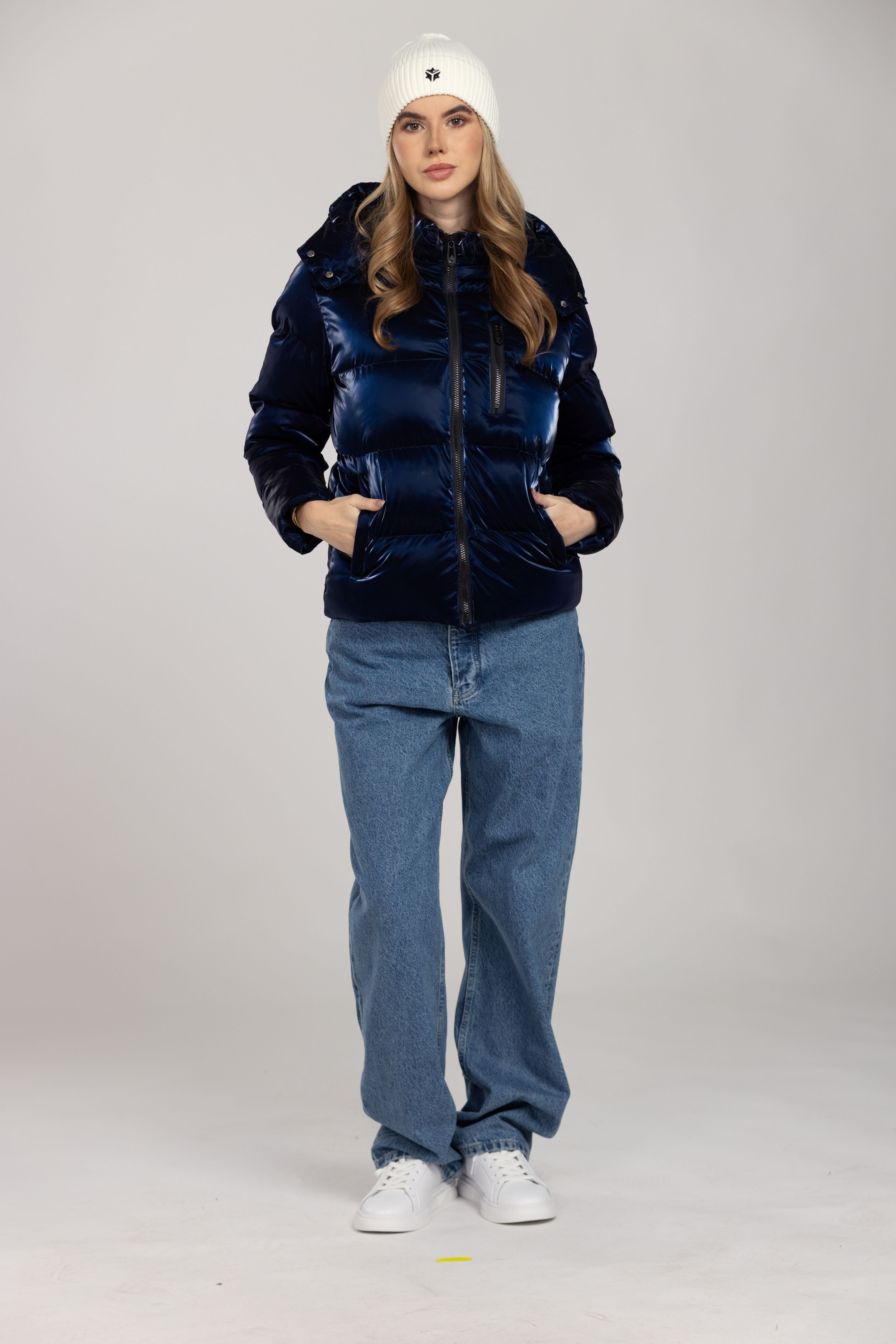 Nebula Puffer (Glossy Blue)