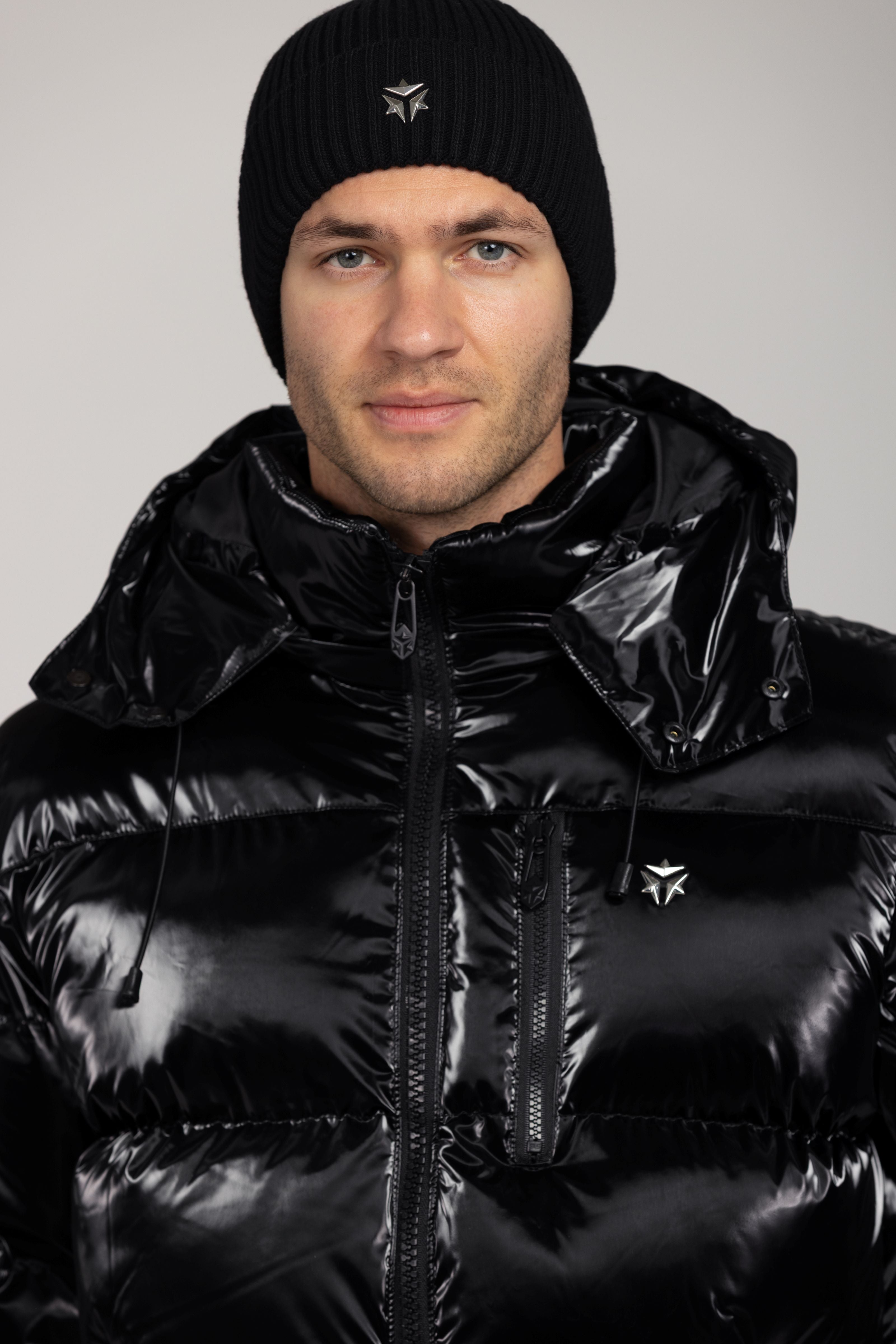 Nebula Puffer (Glossy Black)