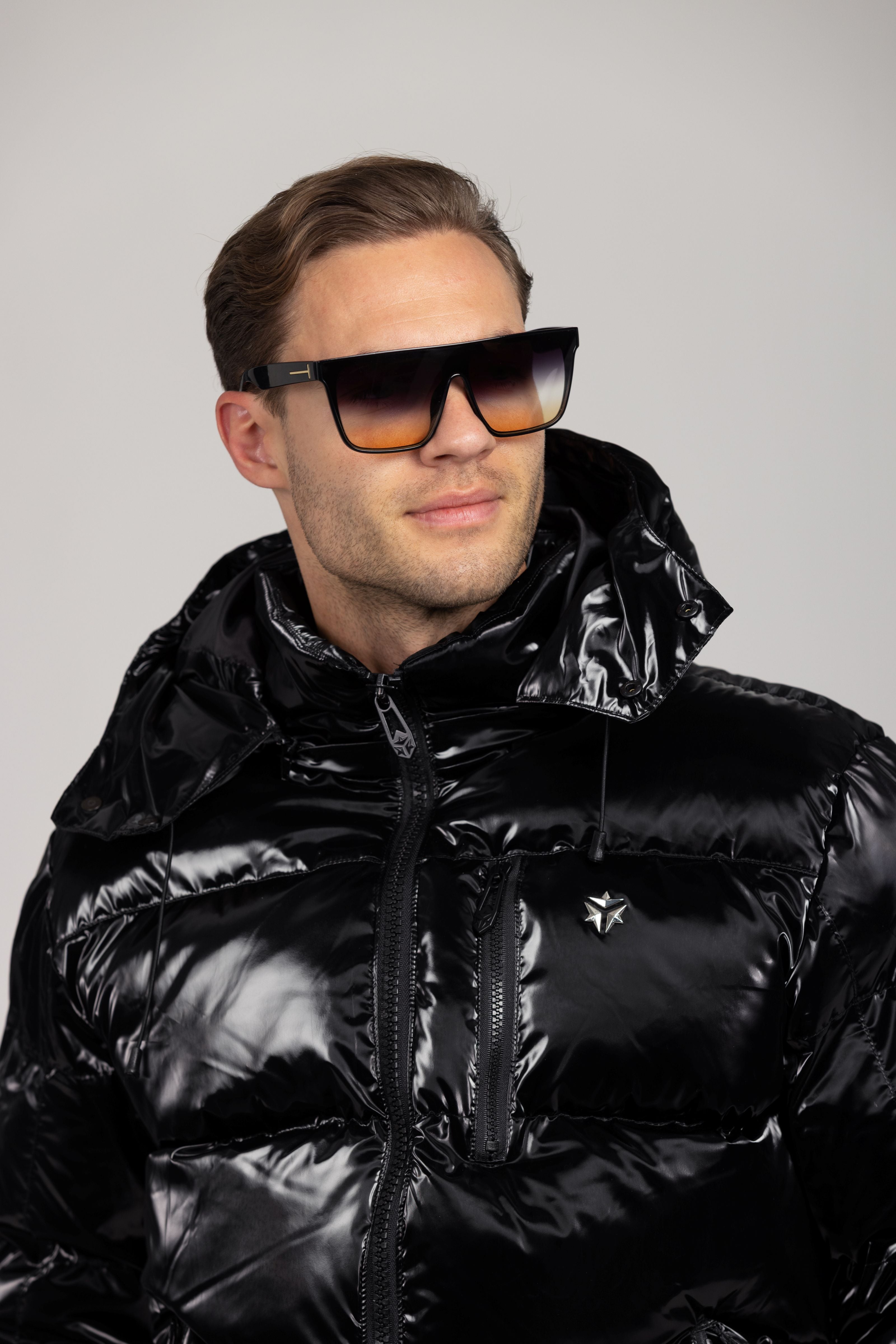 Nebula Puffer (Glossy Black)