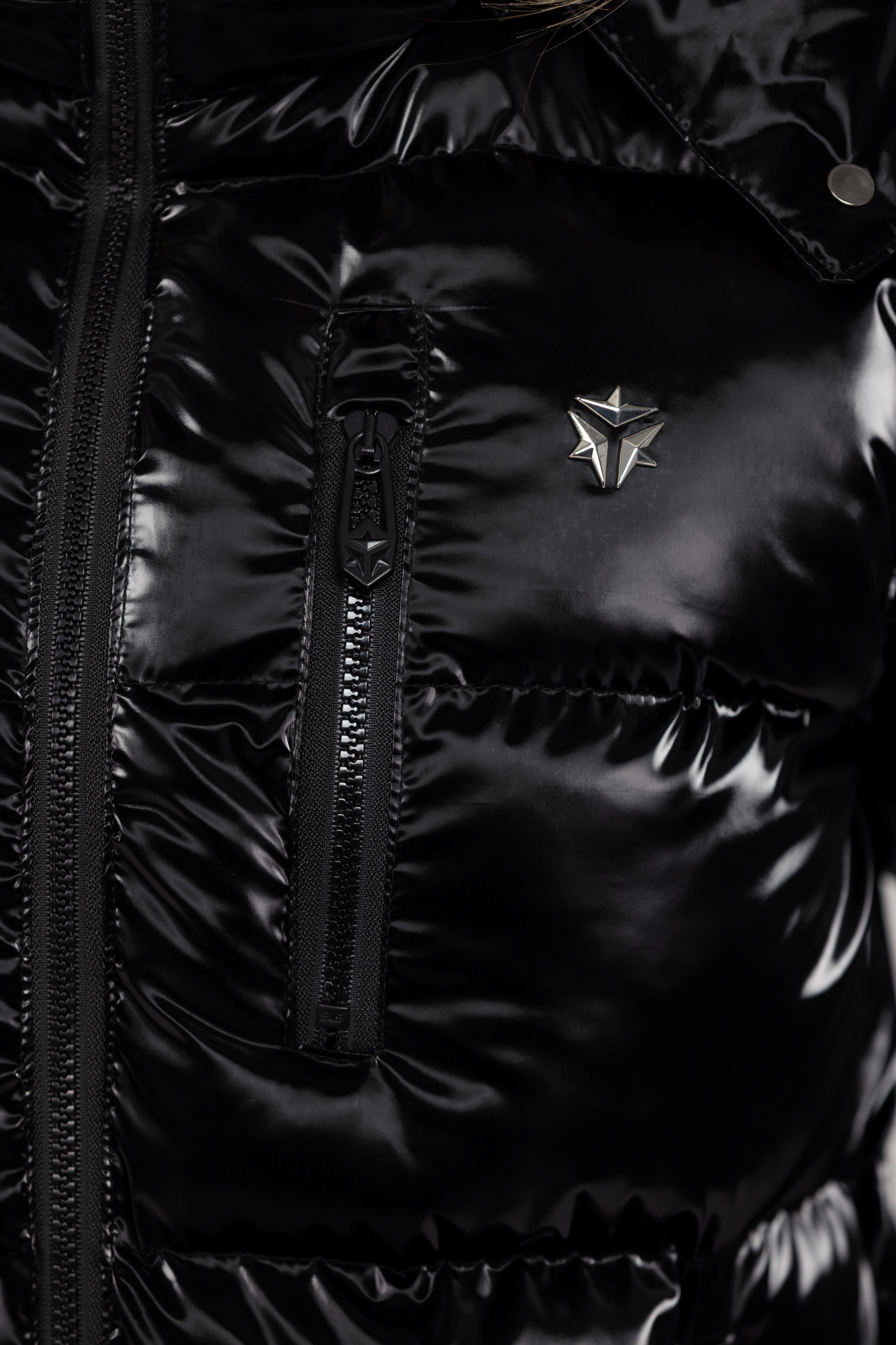 Nebula Puffer (Glossy Black)