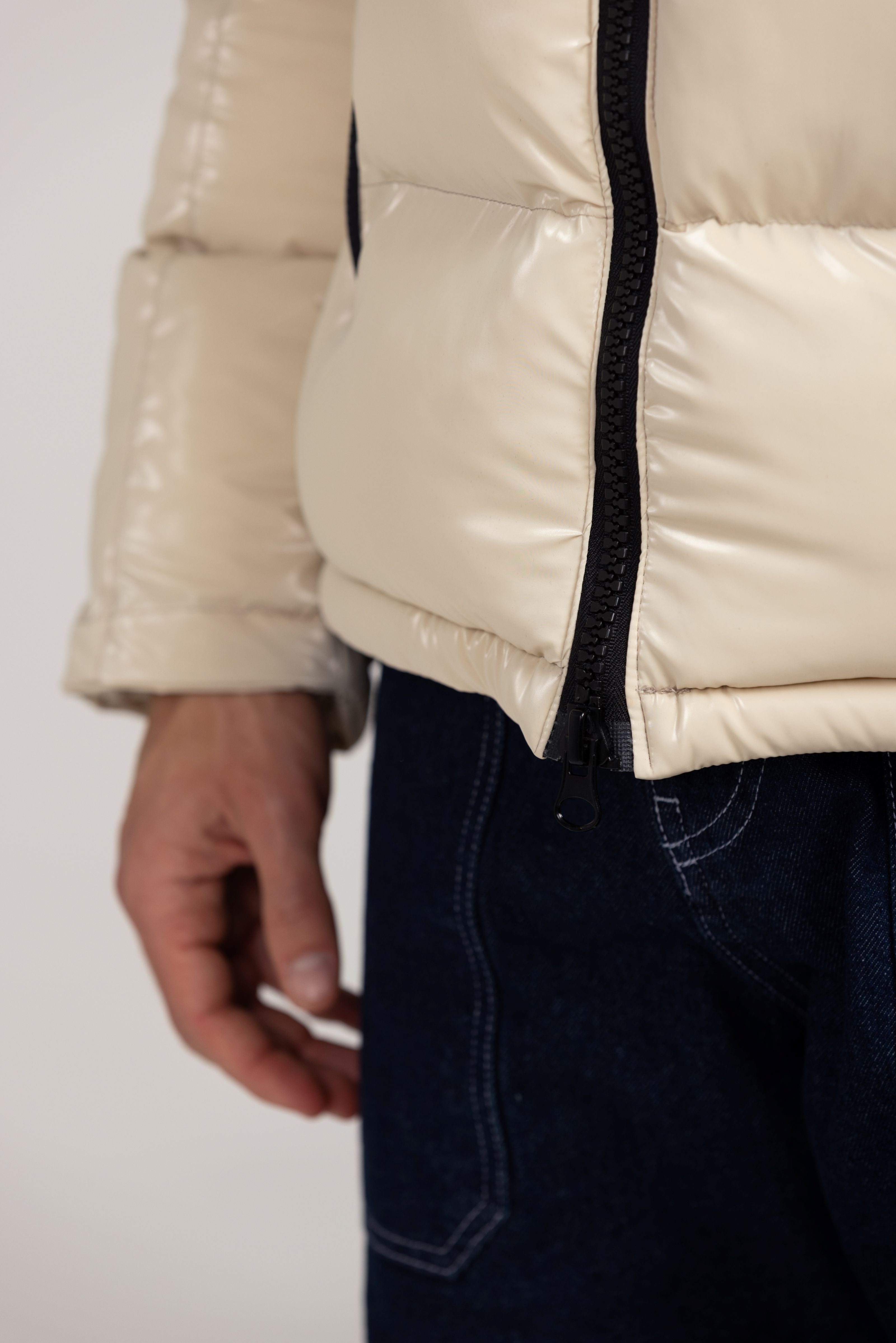 Nebula Puffer (Glossy Beige)