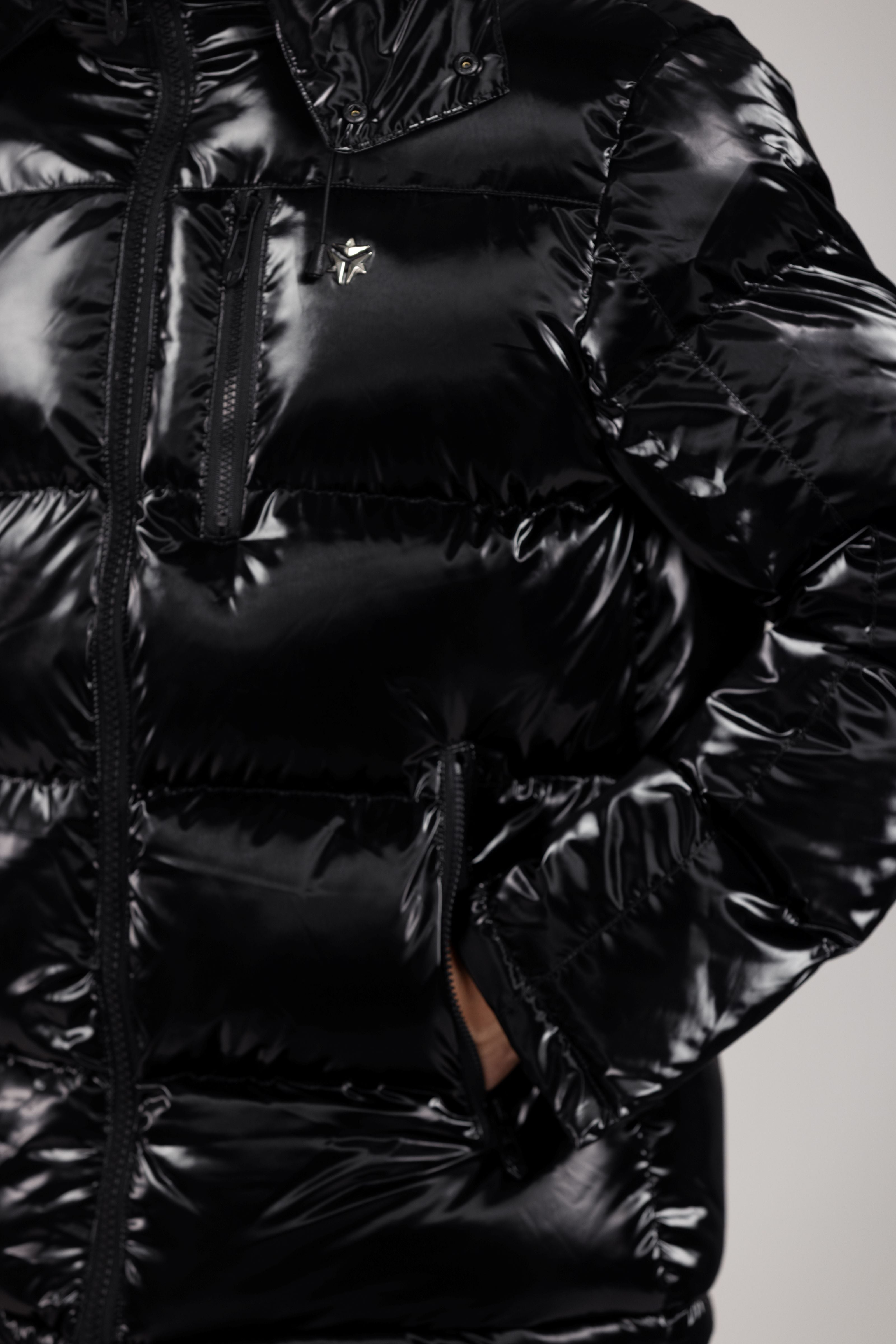 Nebula Puffer (Glossy Black)