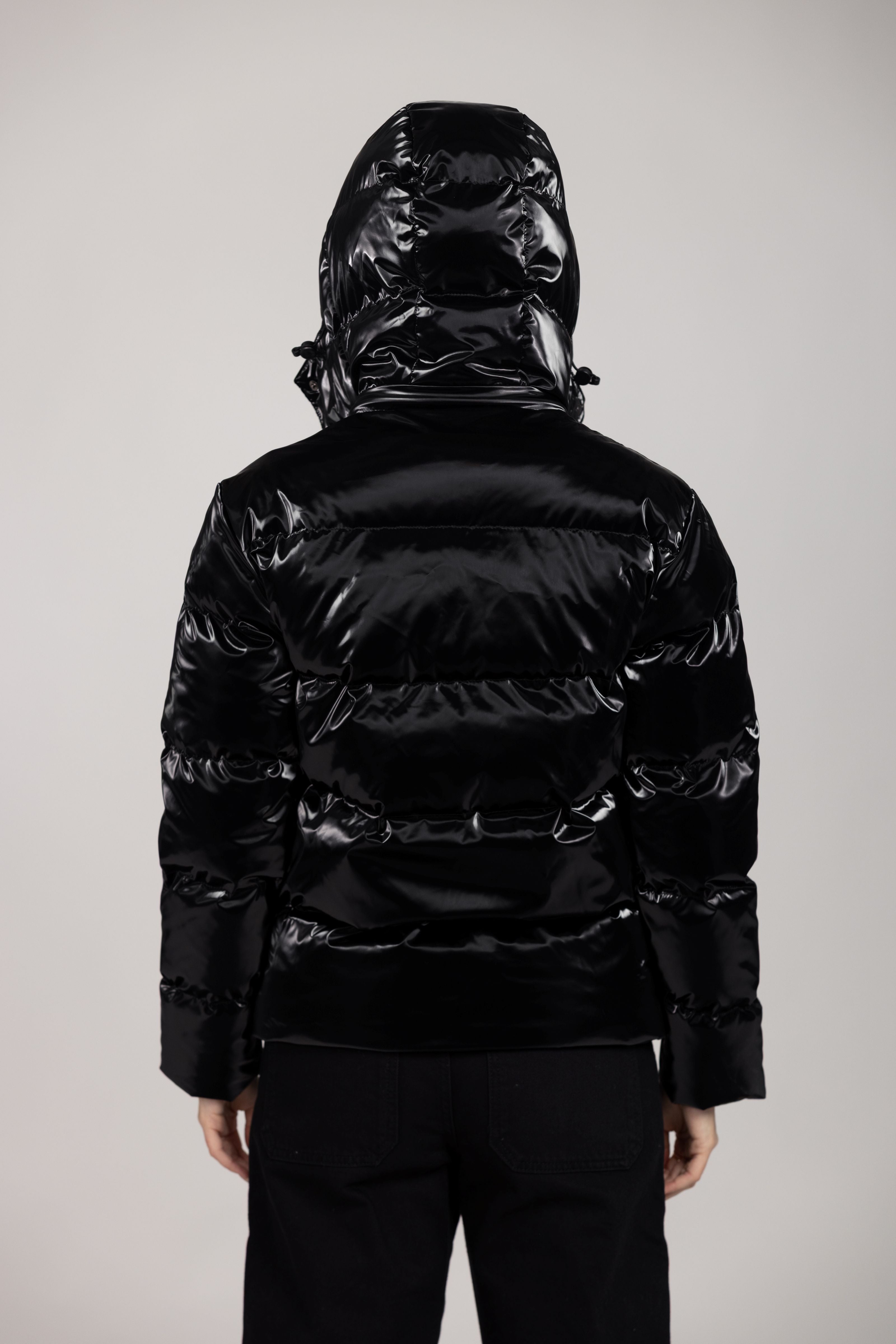 Nebula Puffer (Glossy Black)